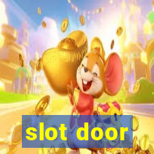 slot door