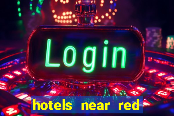 hotels near red hawk casino